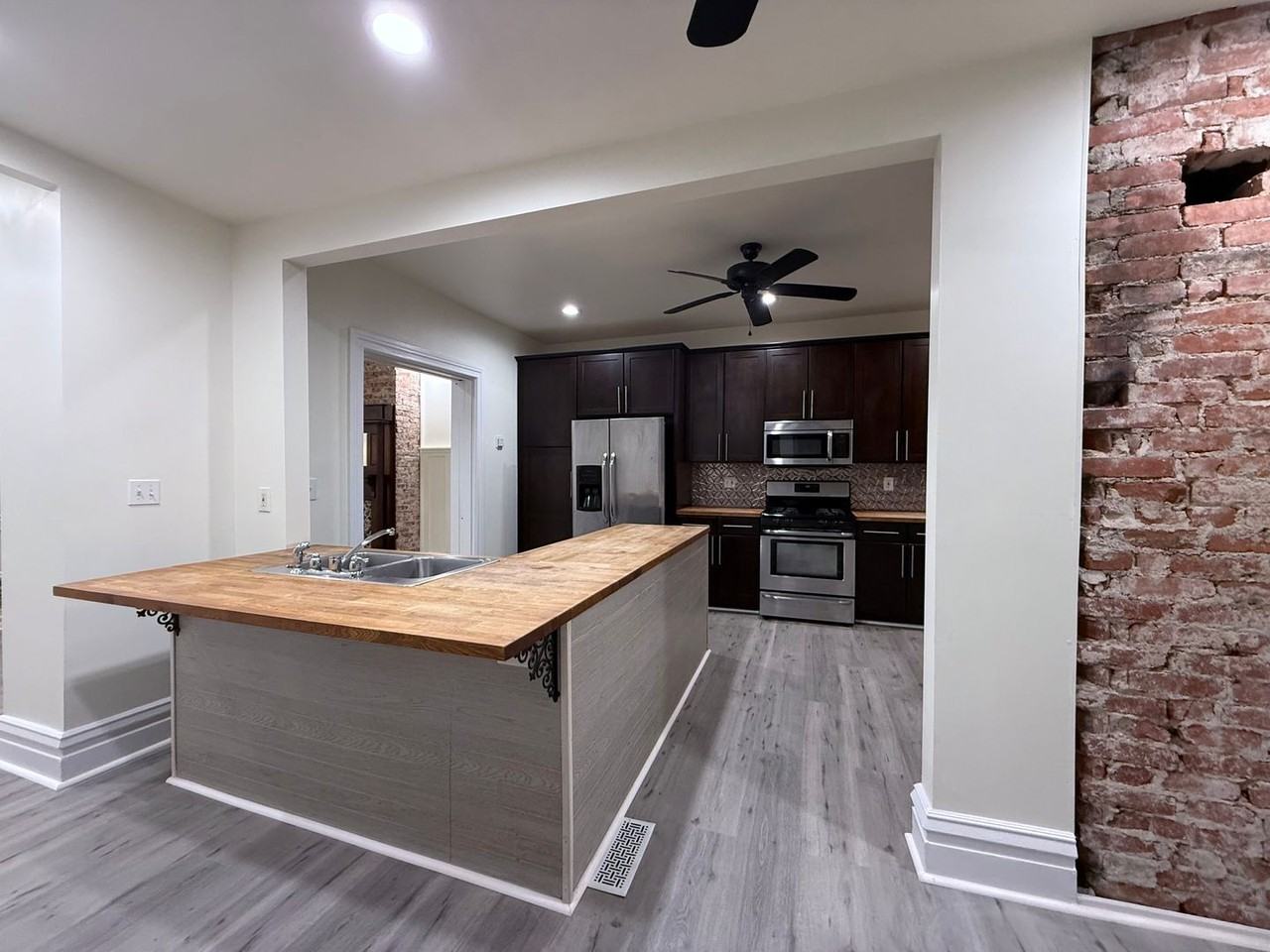 320 Woodward Ave - Photo 7 of 32