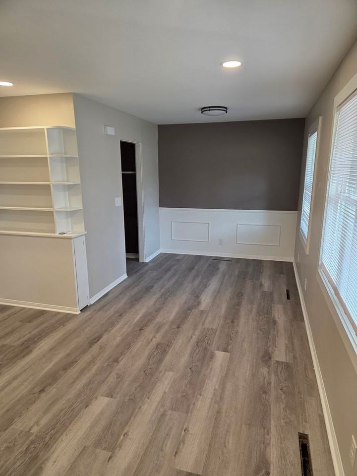 640 S 69th St - Photo 2 of 13