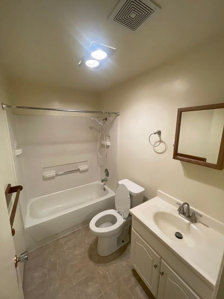 32000 Pineway Rd #2 - Photo 4 of 21