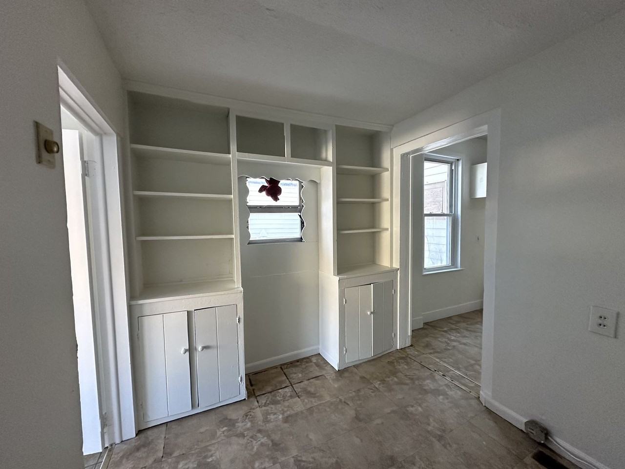 210 Norway Avenue - Photo 6 of 15