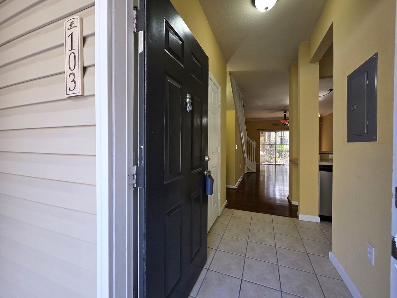 5065 Nw 45th Rd - Photo 4 of 39