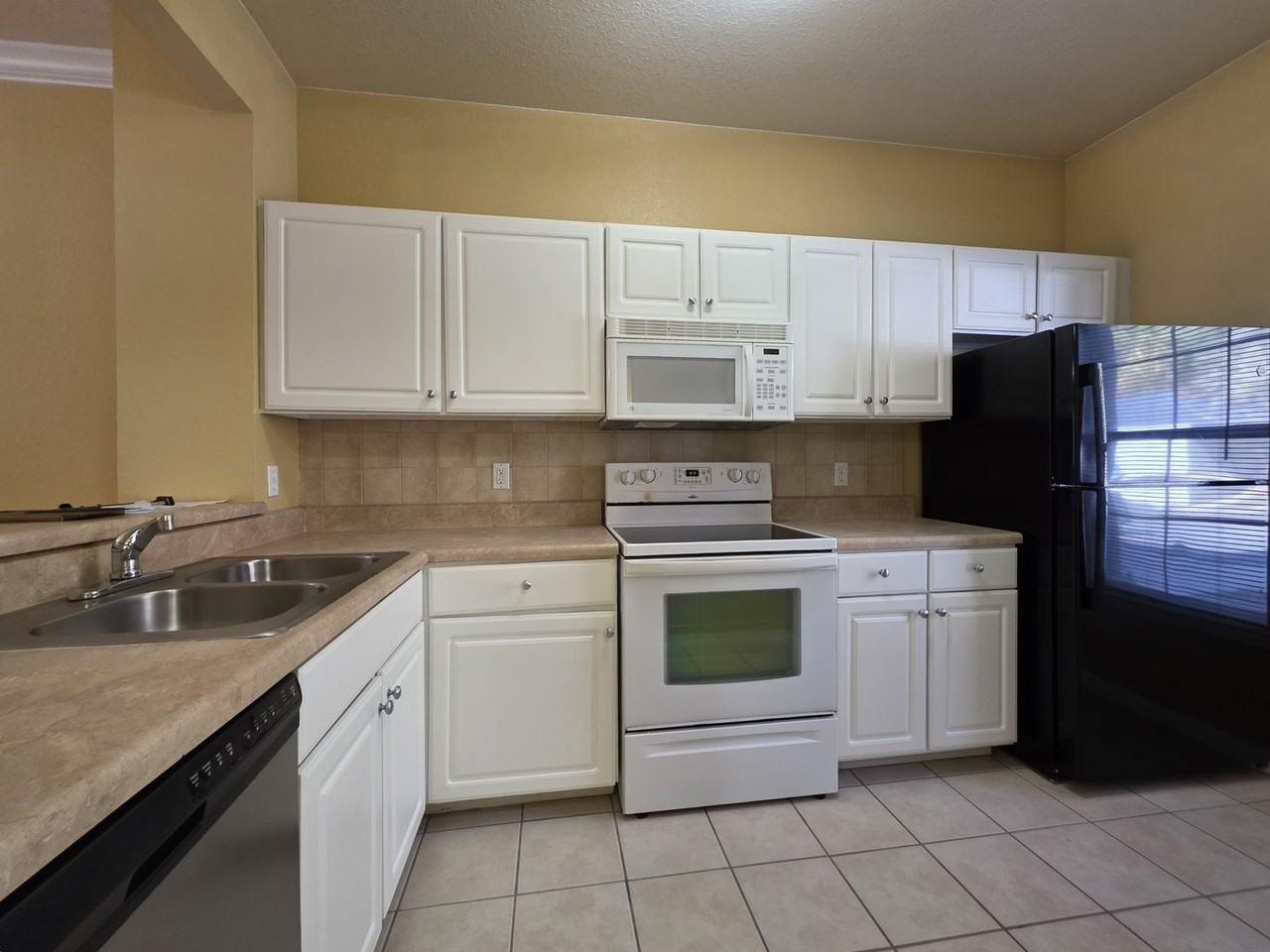 5065 Nw 45th Rd - Photo 7 of 39