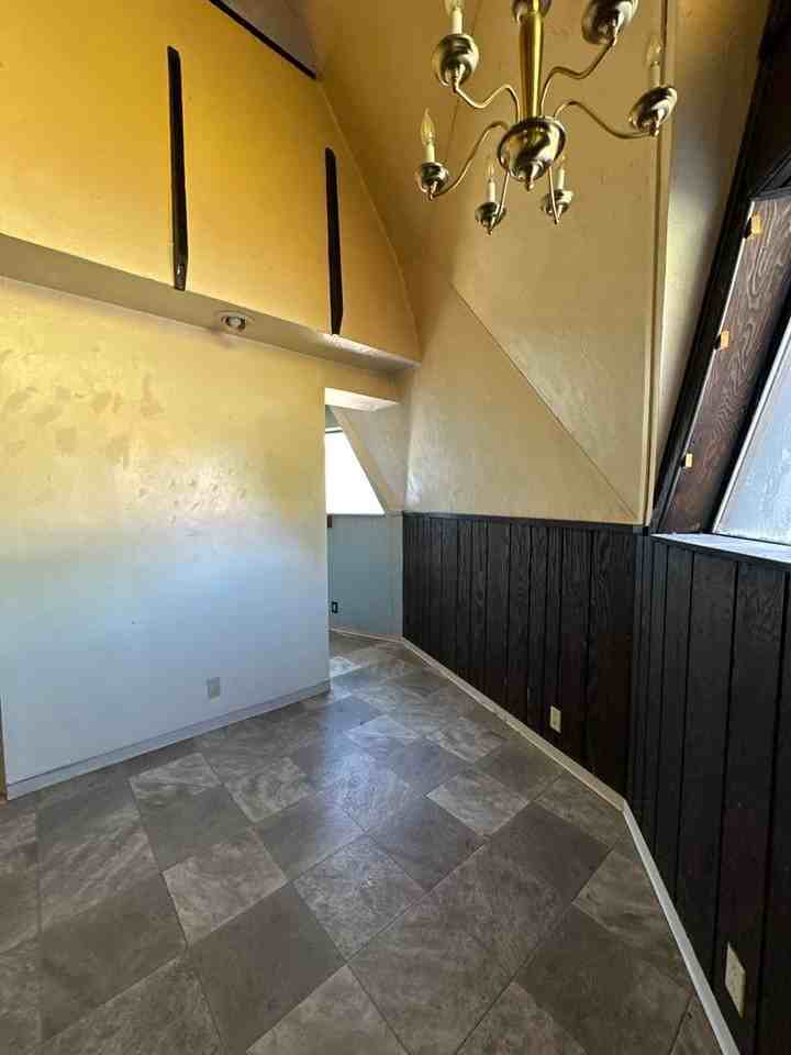 804 N 2nd St - Photo 7 of 13