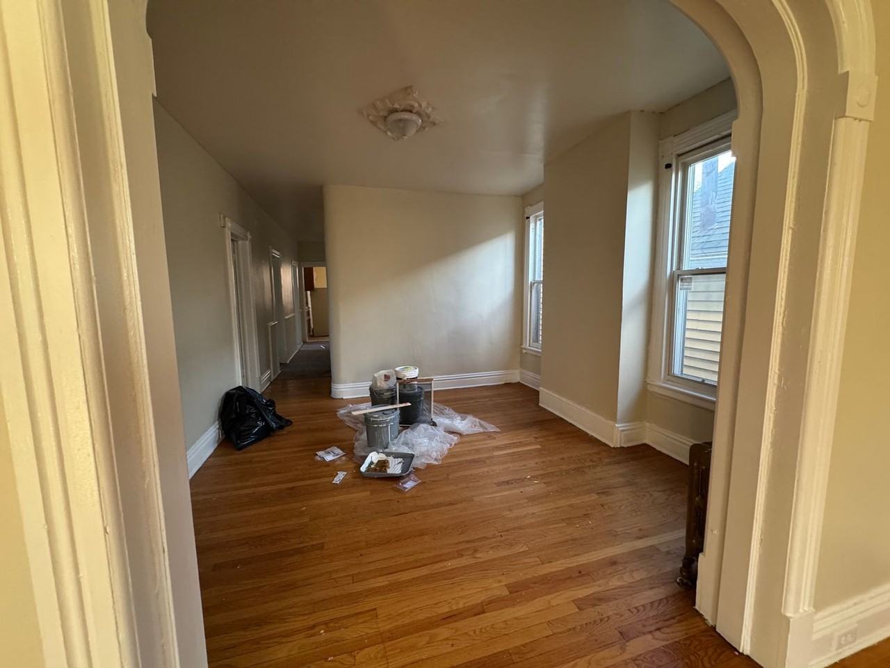 560 2nd St - Photo 3 of 11