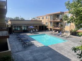 featured image of 710 Sw Fairlawn Rd