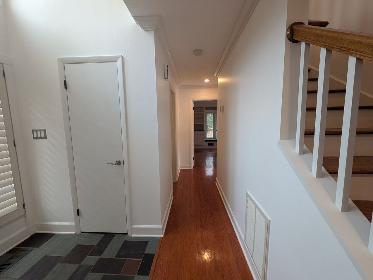 3023 Shallowood Ln - Photo 5 of 29