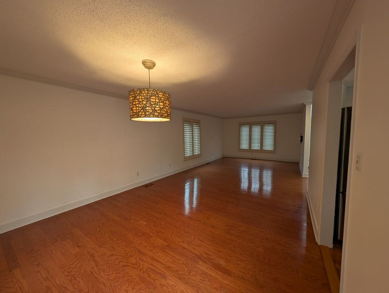 3023 Shallowood Ln - Photo 6 of 29