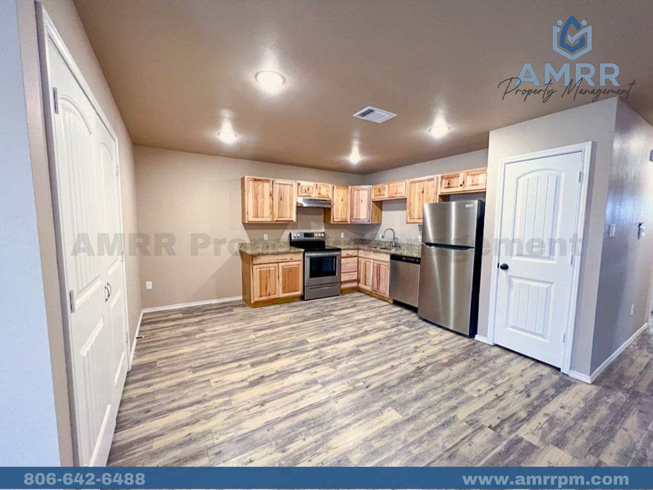 2407 N Avenue O - Photo 6 of 19