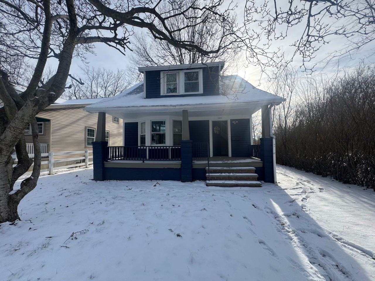 13602 Othello Ave - Photo 2 of 25