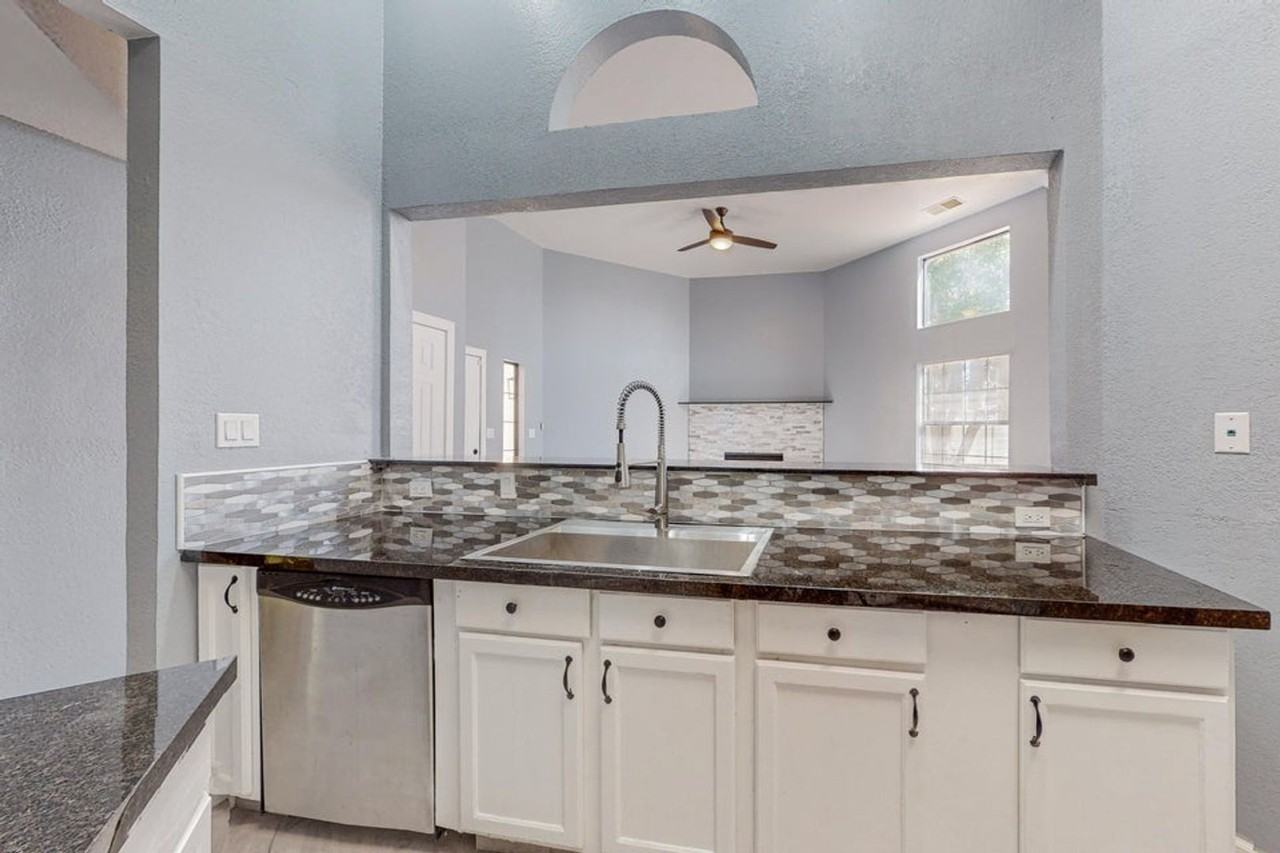 5228 Saratoga Ct Nw - Photo 6 of 13