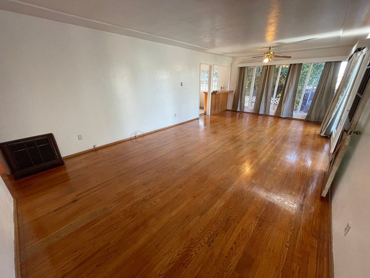 4687 Santa Cruz Ave - Photo 2 of 11