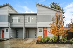 featured image of 3927 Se Franklin Ct