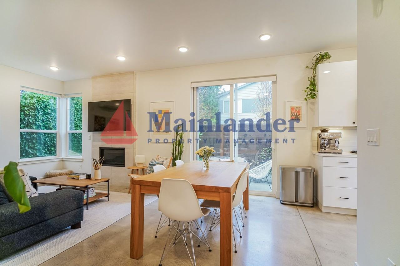 3927 Se Franklin Ct - Photo 7 of 17