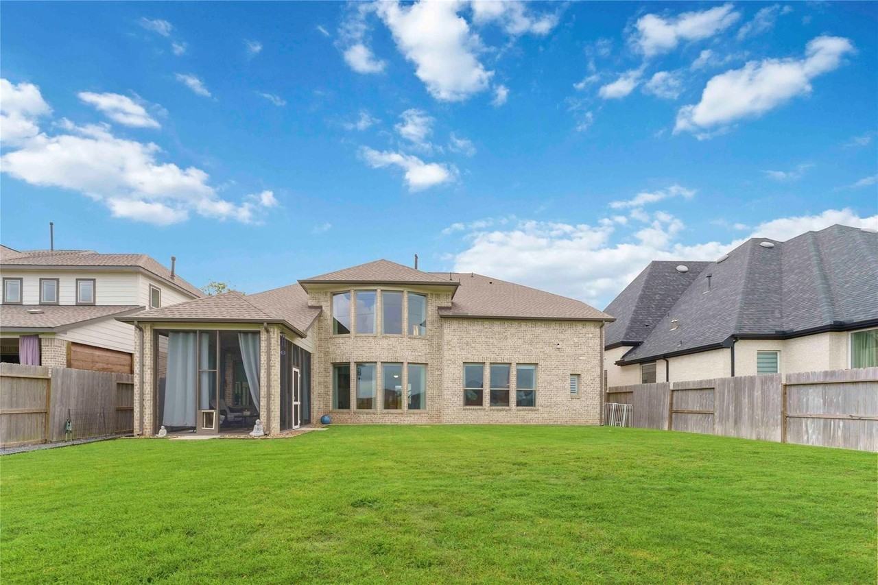 1806 Pleasant Grove Dr - Photo 4 of 30