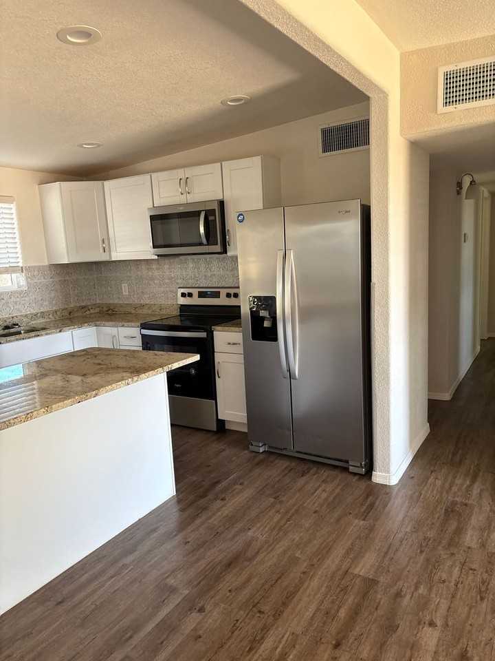 5056 S Santa Elena Ave - Photo 5 of 50