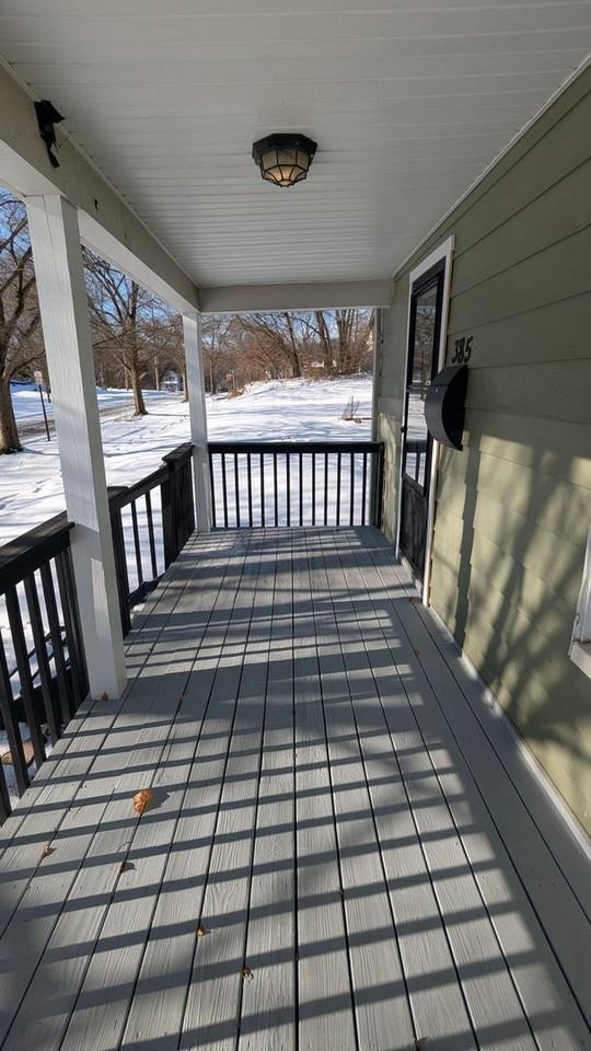 385 Campbell St - Photo 6 of 42