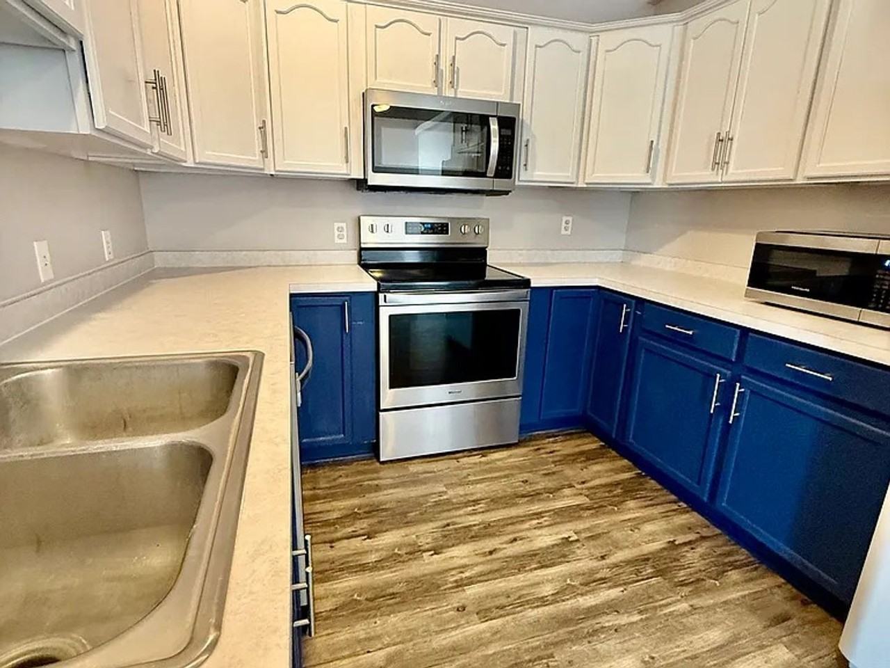 1639 Roy St - Photo 2 of 23