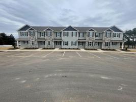 featured image of 1011 Peony Ln