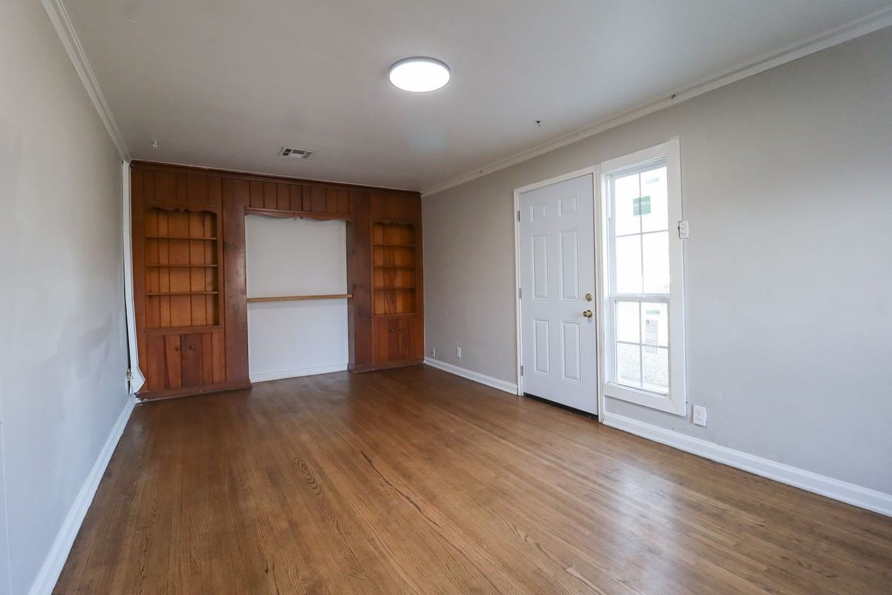 4746 E 7th St #A - Photo 7 of 20