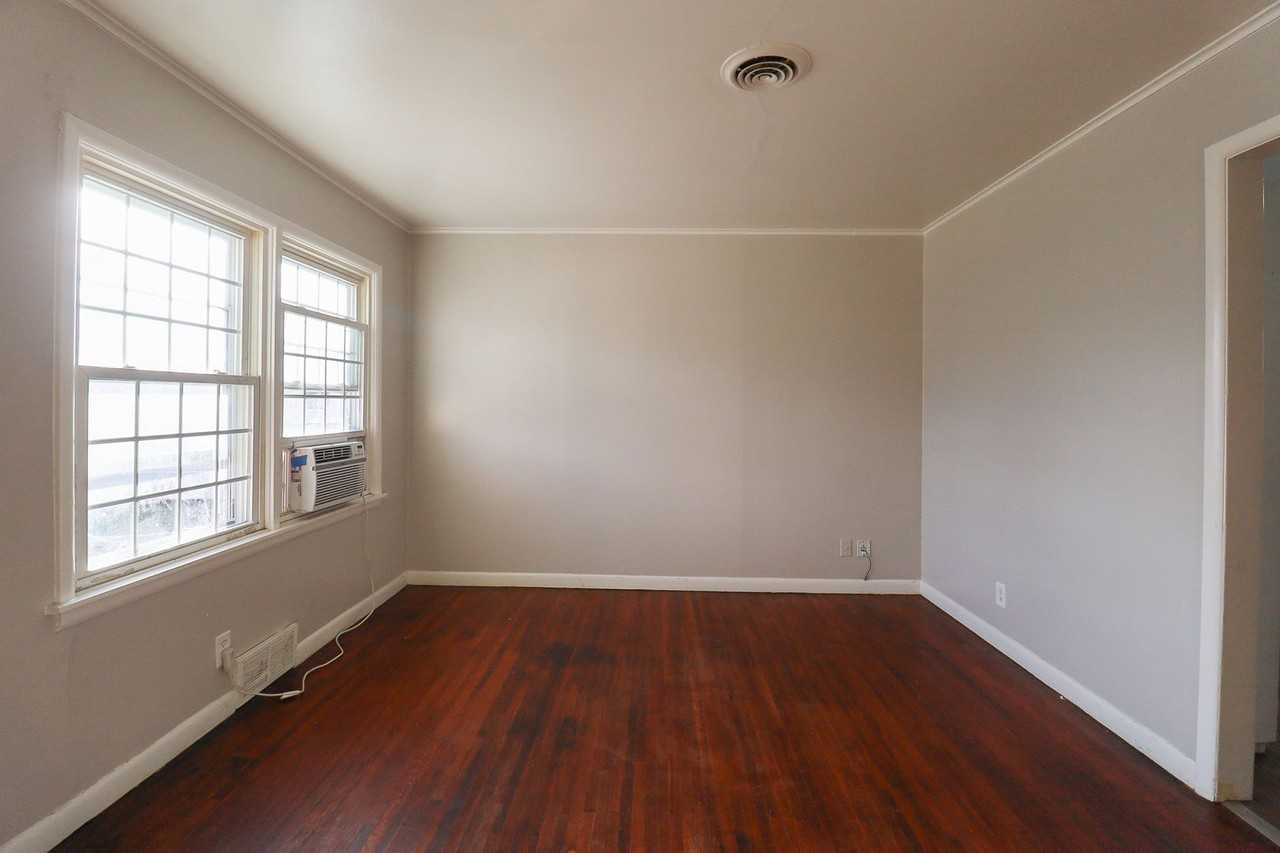 7335 E King Pl - Photo 5 of 21