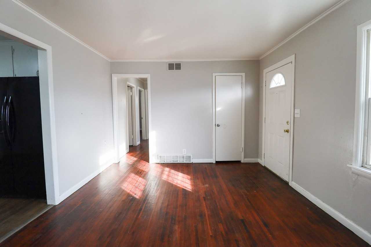 7335 E King Pl - Photo 6 of 21