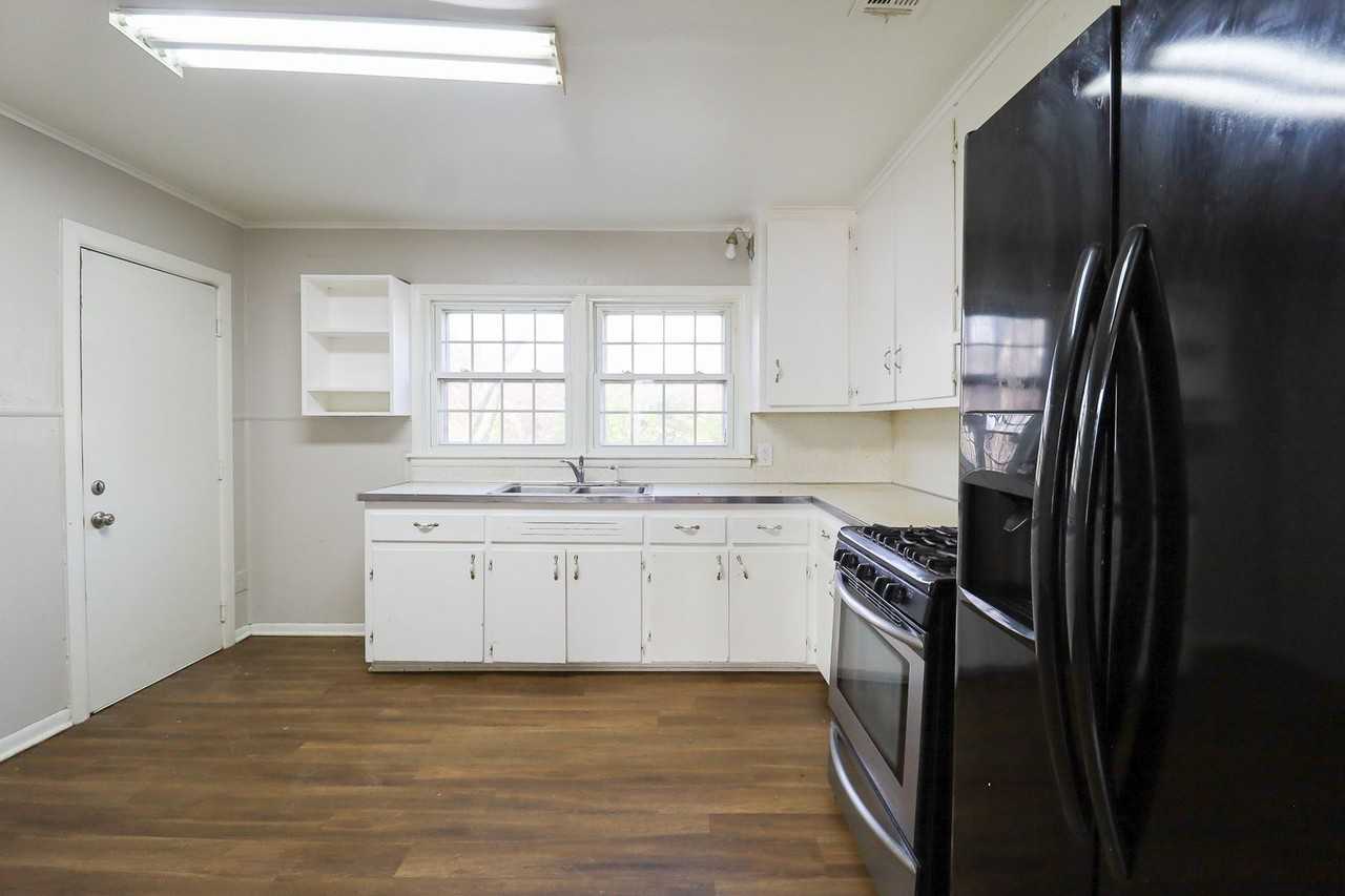 7335 E King Pl - Photo 7 of 21