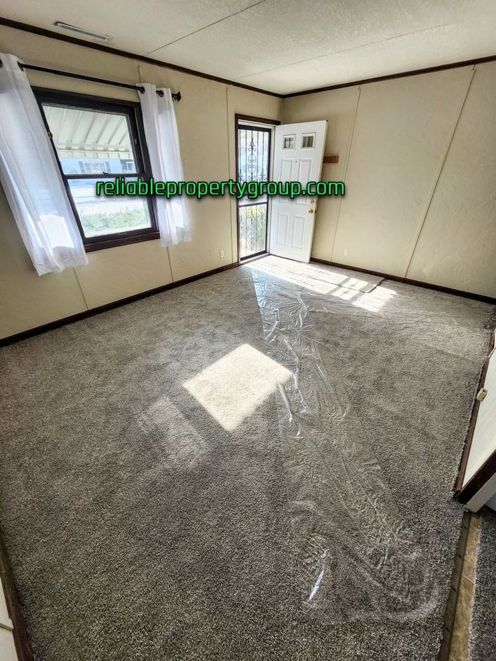 2423 Charlotte Ave - Photo 3 of 13