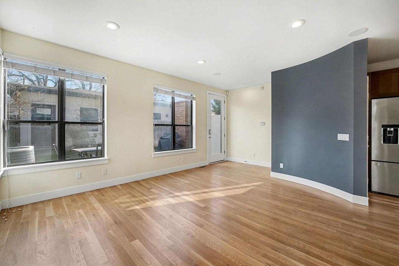 1510 S Pennsylvania St - Photo 5 of 24