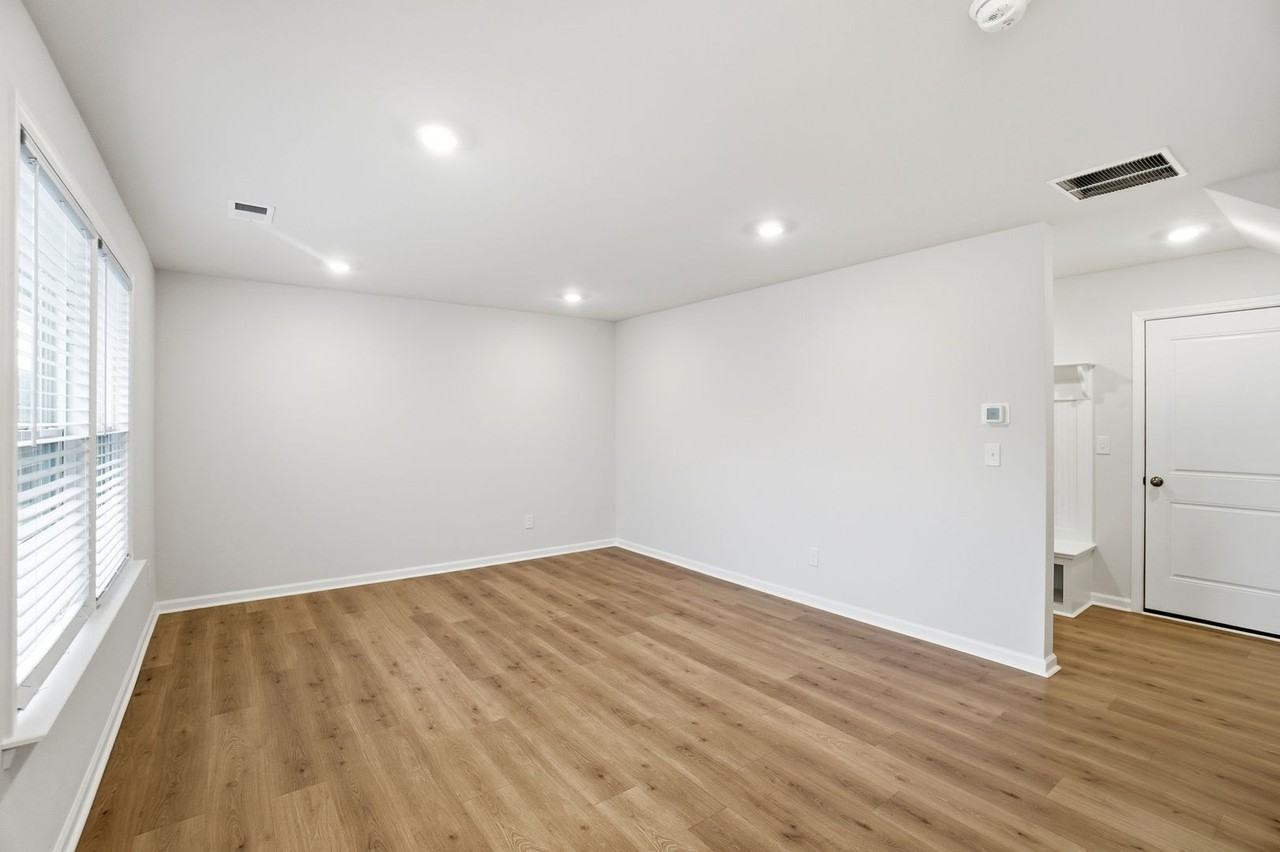 5033 Sunnybrae Pl - Photo 4 of 34