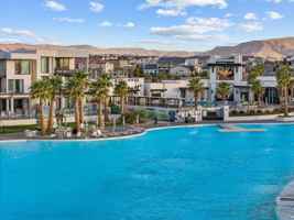 featured image of 895 W Boxthorn Dr