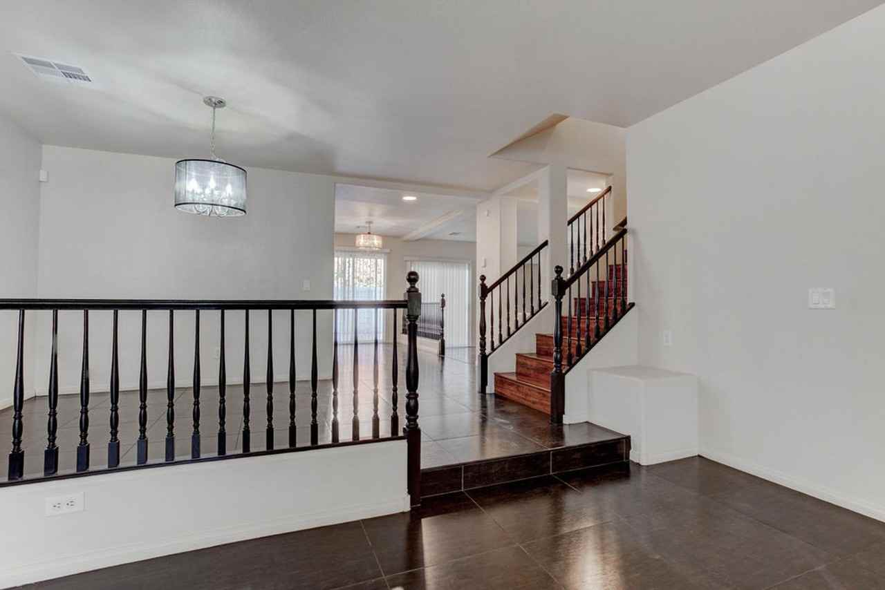 1132 Bearpaw Catch Ct - Photo 5 of 50