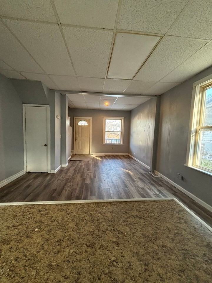 422 Reed St - Photo 4 of 12