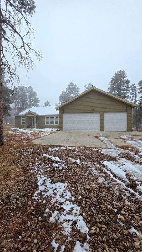 7495 Shoup Rd - Photo 2 of 35