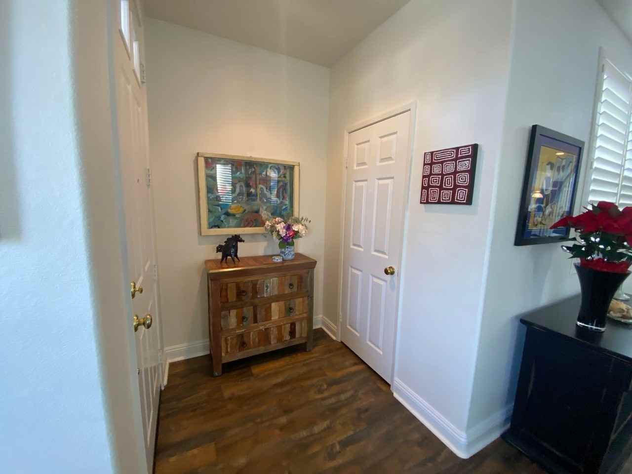 6906 Tradewinds Dr - Photo 3 of 26