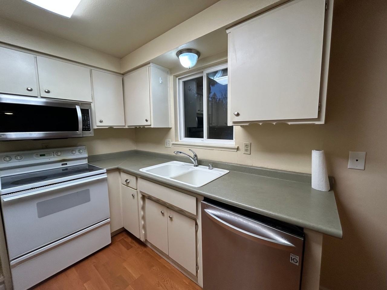 5952 Longdin Rd - Photo 3 of 16