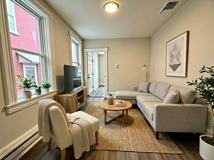 320 S Ann St - Photo 1 of 1