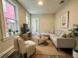 featured image of 320 S Ann St