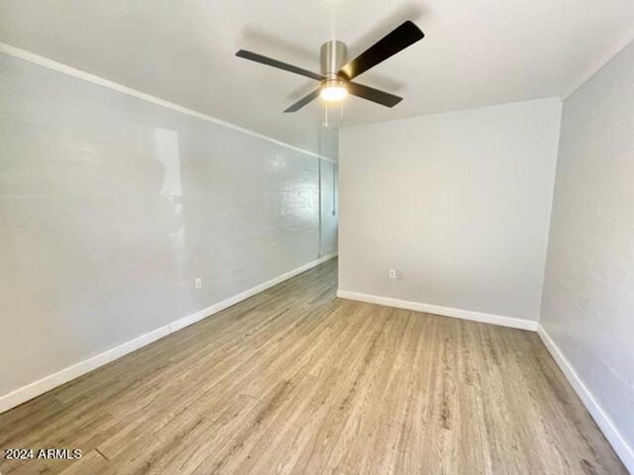 9238 N 7th Ave - Photo 2 of 13