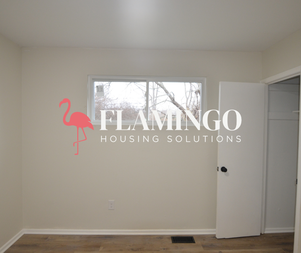 5122 Hackett Dr - Photo 7 of 12