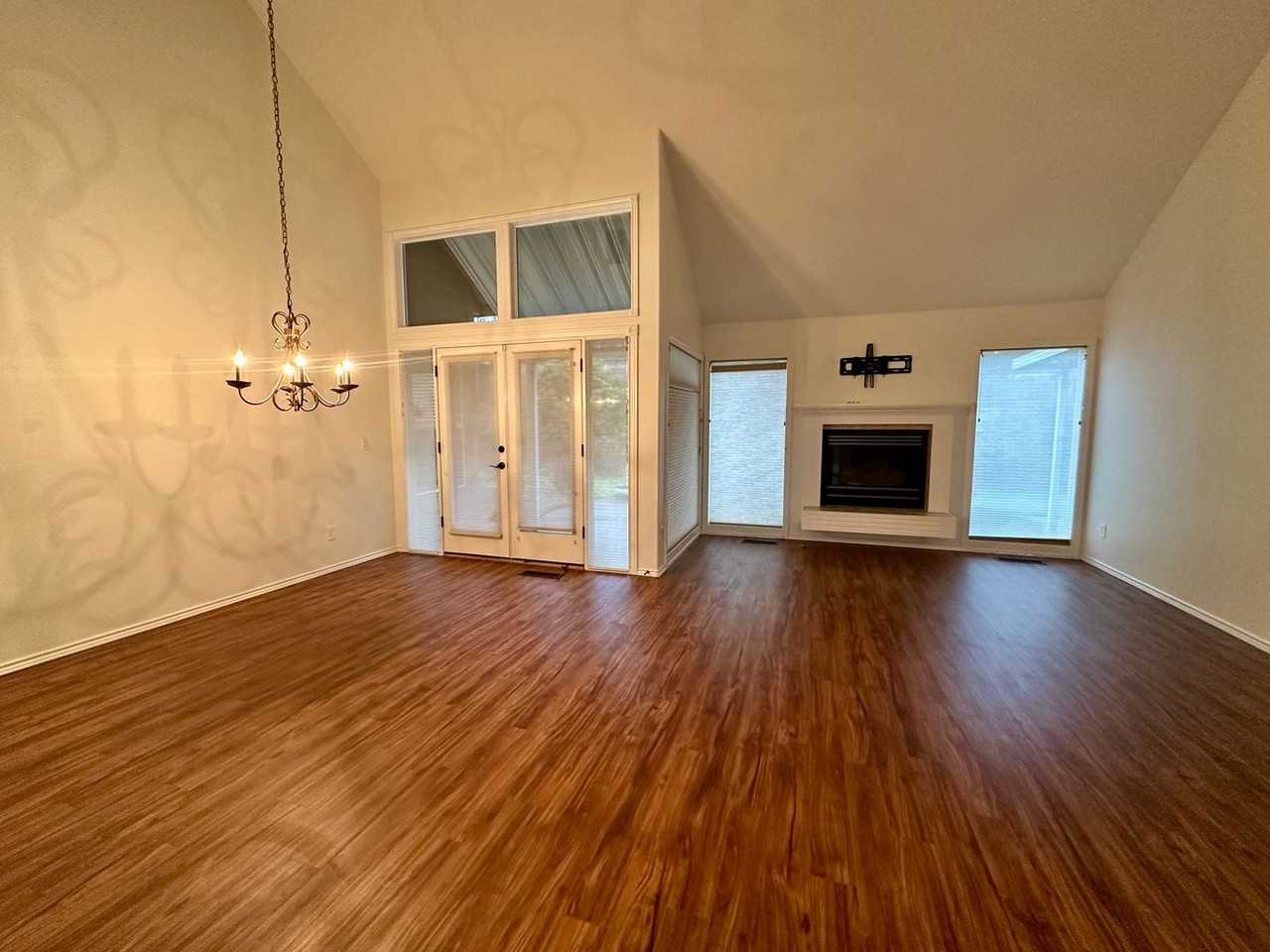 1924 Spicetree Ln Se - Photo 2 of 18