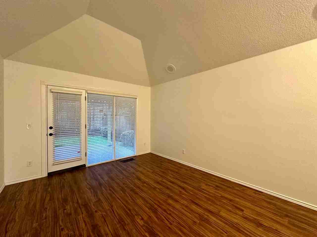 1924 Spicetree Ln Se - Photo 7 of 18