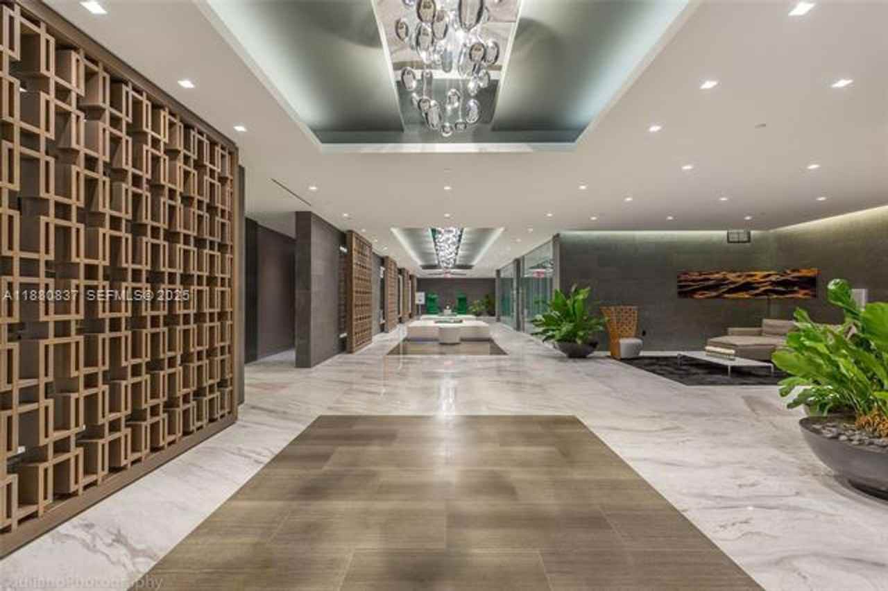 400 Sunny Isles Blvd #1920 - Photo 6 of 31