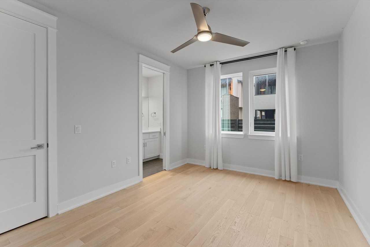 5002 Pecan Springs Rd #1 - Photo 6 of 38