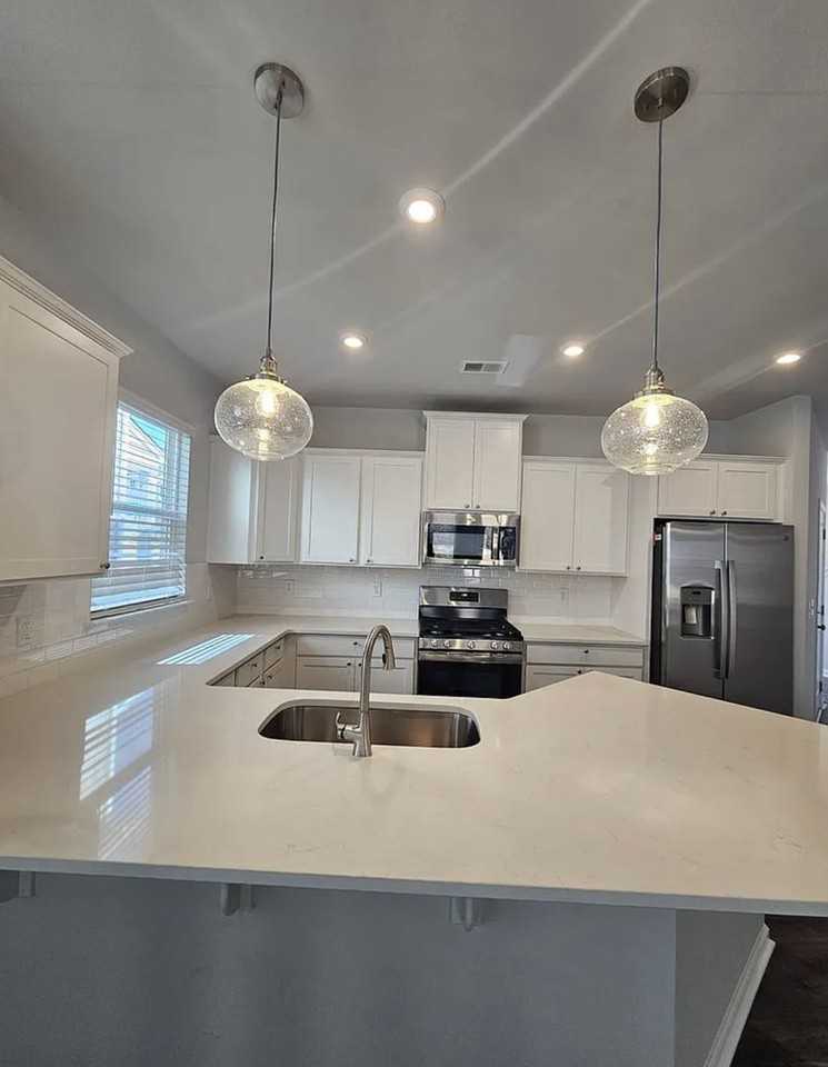 620 Poinsett Bridge Way - Photo 5 of 26