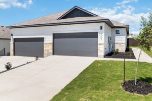 featured image of 414 Cross Barn Blvd #B