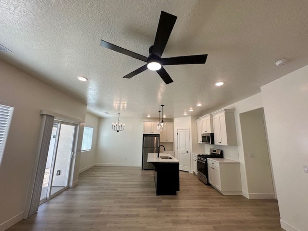 4283 W Highway 56 #09 - Photo 6 of 34