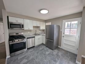 10043 Hedge Dr - Photo 1 of 1