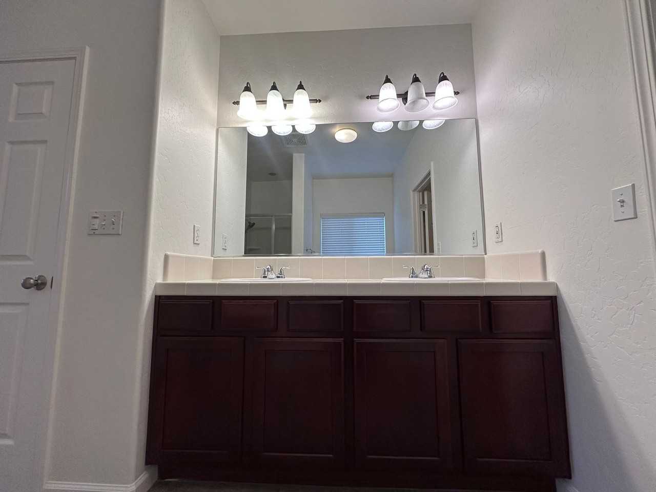 5235 W Nellis Ct - Photo 7 of 23