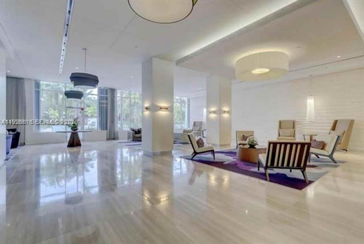 100 Bayview Dr #PH - Photo 4 of 15