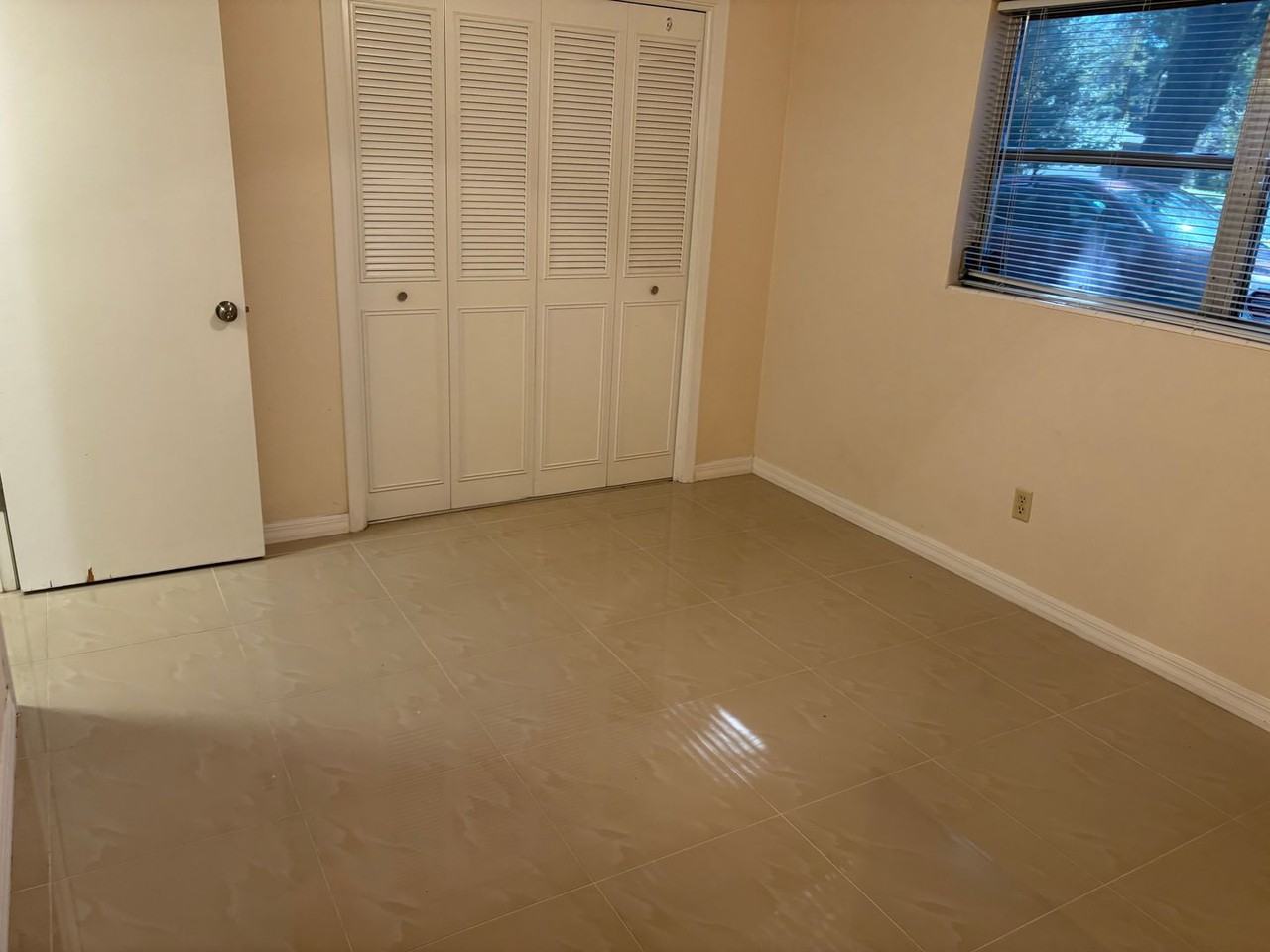 612 Martin Ave - Photo 5 of 14